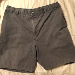 Mens IZOD Grey Shorts Size 36 Cotton